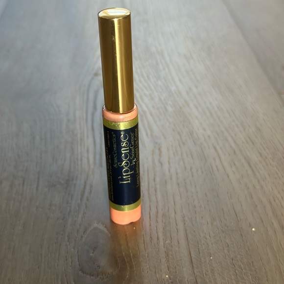 Brand New/Sealed. Popular color Bombshell Lipsense! - Picture 5 of 6